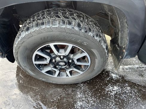 Used 2016 Toyota Tundra SR5 image 21