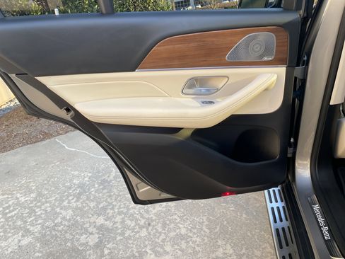 Certified 2022 Mercedes-Benz GLE 350 GLE 350 4MATIC SUV image 37