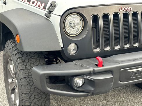 Used 2018 Jeep Wrangler Unlimited Rubicon image 23