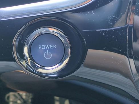 Used 2018 Toyota Prius Four Touring w/ Appearance Package image 27