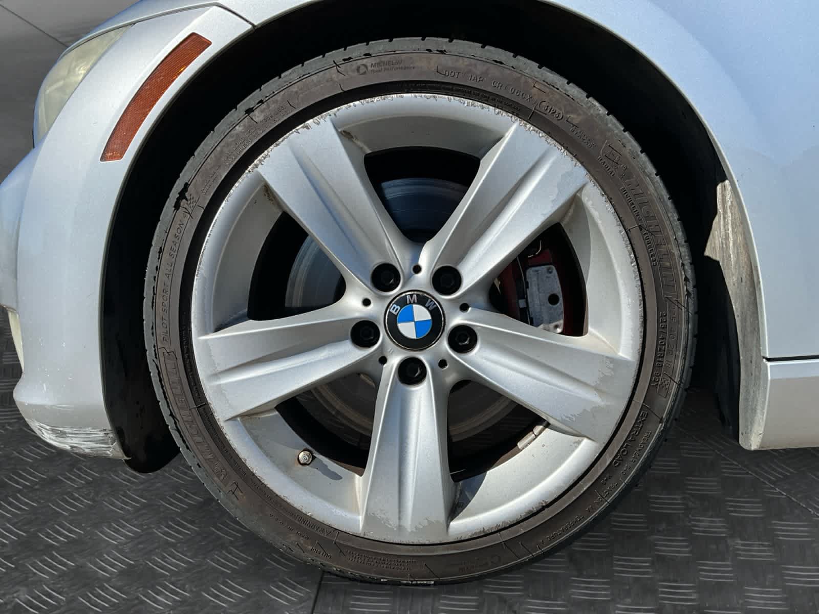 Used 2009 BMW 335i Convertible RWD image 10