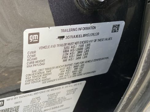 Used 2024 GMC Sierra 1500 AT4 w/ Technology Package AWD/4WD image 28