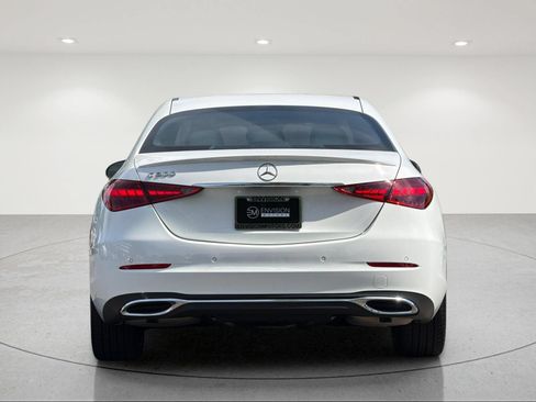 Used 2025 Mercedes-Benz C 300 Sedan image 4