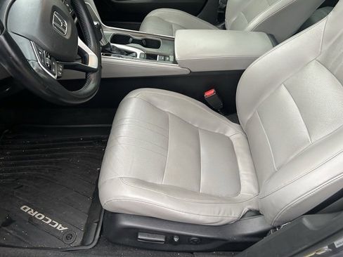 Used 2018 Honda Accord EX-L image 7