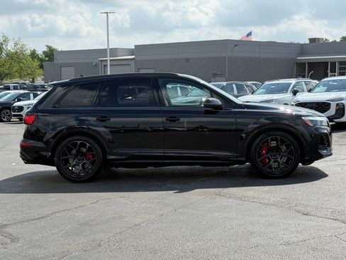 New 2026 Audi SQ7 Prestige image 5