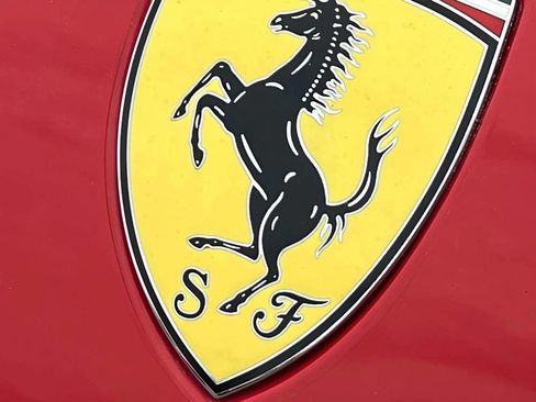 Used 2016 Ferrari California T RWD image 27