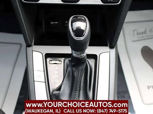 Used 2019 Hyundai Elantra SE w/ Cargo Package image 17