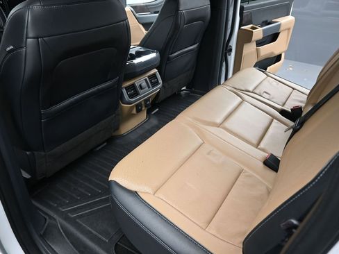 Used 2022 Ford F150 Lariat image 46