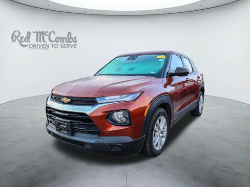 Used 2021 Chevrolet TrailBlazer LS FWD image 1