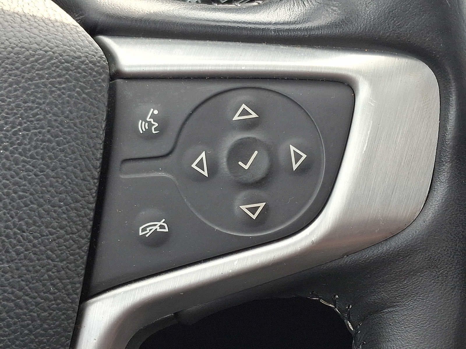 Used 2019 GMC Acadia SLE AWD/4WD image 23