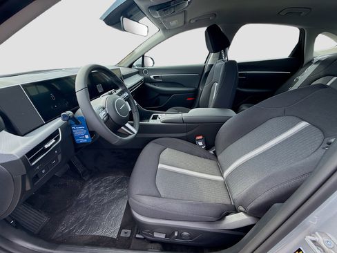 New 2026 Hyundai Sonata SEL FWD image 14