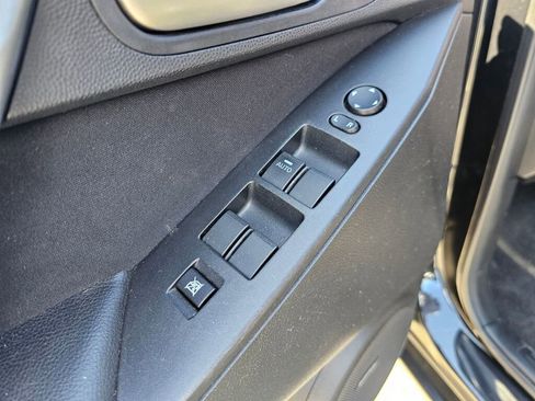 Used 2011 MAZDA MAZDA3 s Sport FWD image 27