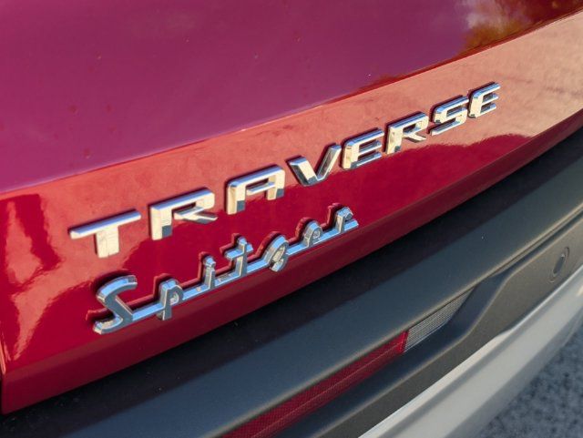 Used 2025 Chevrolet Traverse LT w/ Driver Confidence Package FWD image 34