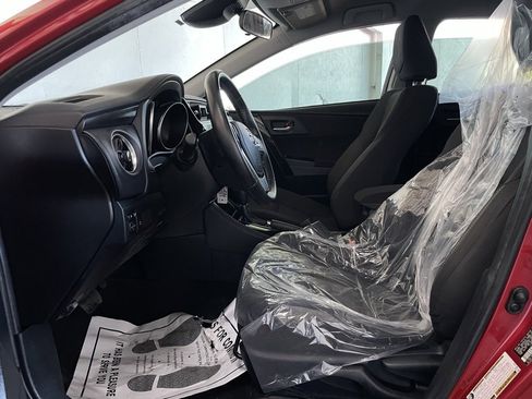 Used 2017 Toyota Corolla iM image 14