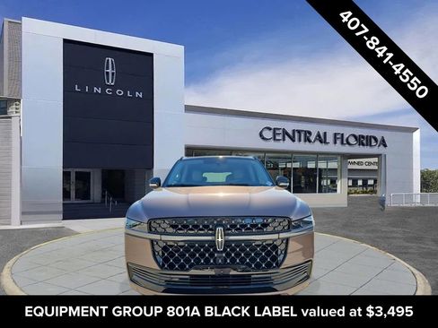 New 2026 Lincoln Navigator L Black Label w/ Black Label Special Edition image 2