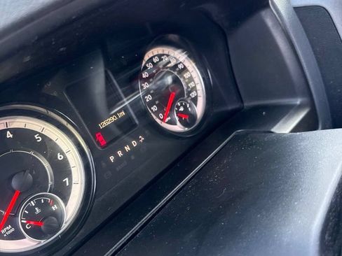 Used 2019 RAM 1500 Express w/ Express Value Package AWD/4WD image 6