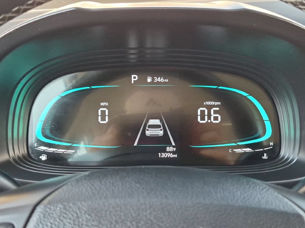 Used 2026 Hyundai Venue SEL FWD image 16