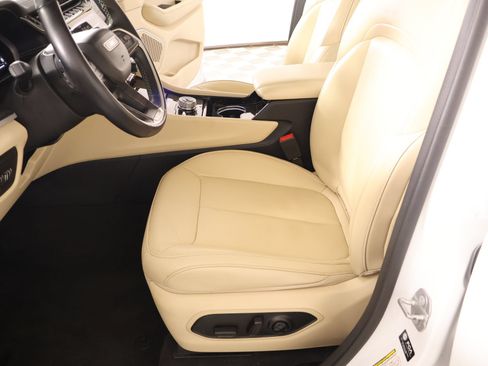 Used 2022 Jeep Grand Cherokee L Limited AWD/4WD image 12