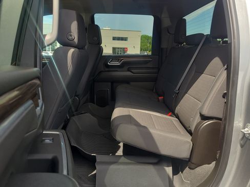 Used 2025 Chevrolet Silverado 2500 LT w/ Safety Package AWD/4WD image 28