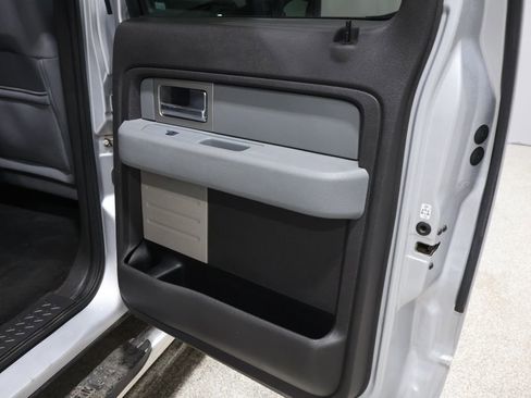 Used 2011 Ford F150 XLT w/ XLT Chrome Pkg image 23