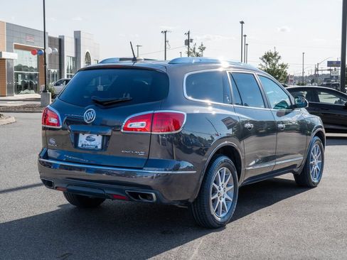 Used 2017 Buick Enclave Leather AWD/4WD image 9