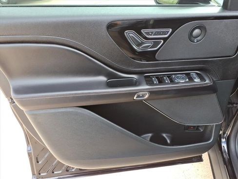 Used 2023 Lincoln Aviator Reserve w/ Equipment Group 201A image 16