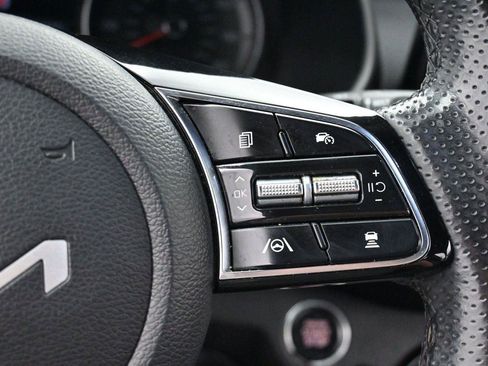 Used 2022 Kia Forte GT-Line w/ GT-Line Premium Package FWD image 17