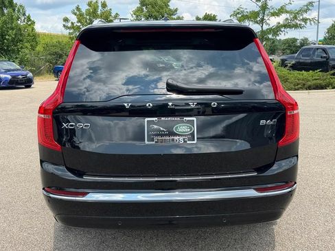 Certified 2023 Volvo XC90 B6 Plus w/ Protection Package AWD/4WD image 3