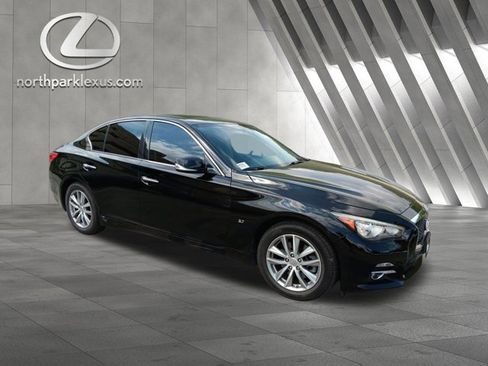 Used 2015 INFINITI Q50 2.0t w/ Moonroof Package image 5