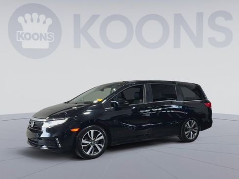 Used 2023 Honda Odyssey Touring image 5