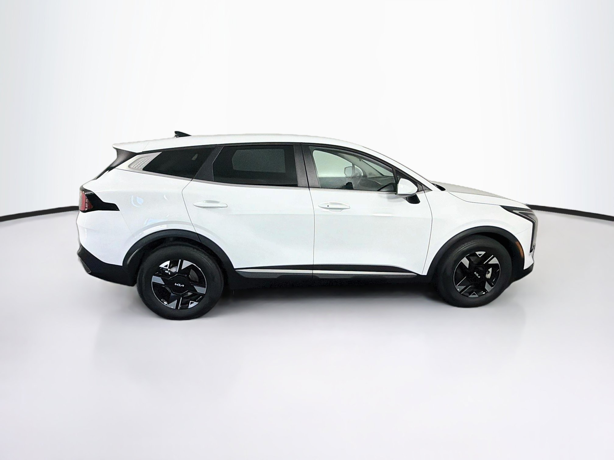 Used 2026 Kia Sportage LX FWD image 10