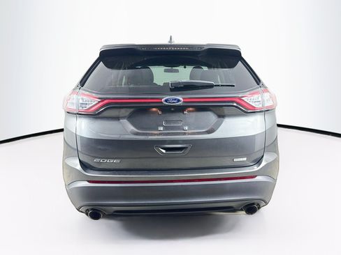 Used 2017 Ford Edge SE FWD image 29