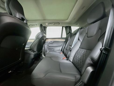 Used 2025 Volvo XC90 B5 Plus AWD/4WD image 28