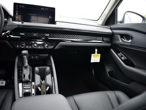 Certified 2025 Honda Accord Touring image 27