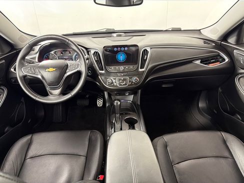Used 2016 Chevrolet Malibu LT w/ Leather Package FWD image 23