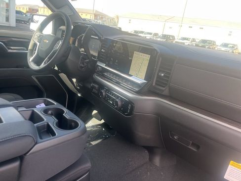 New 2026 Chevrolet Silverado 1500 LT AWD/4WD image 29