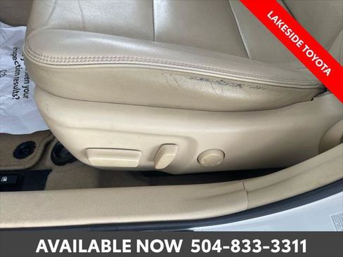 Certified 2017 Toyota Camry XLE FWD image 28