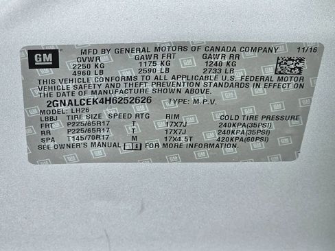 Used 2017 Chevrolet Equinox LT w/ Convenience Package image 53