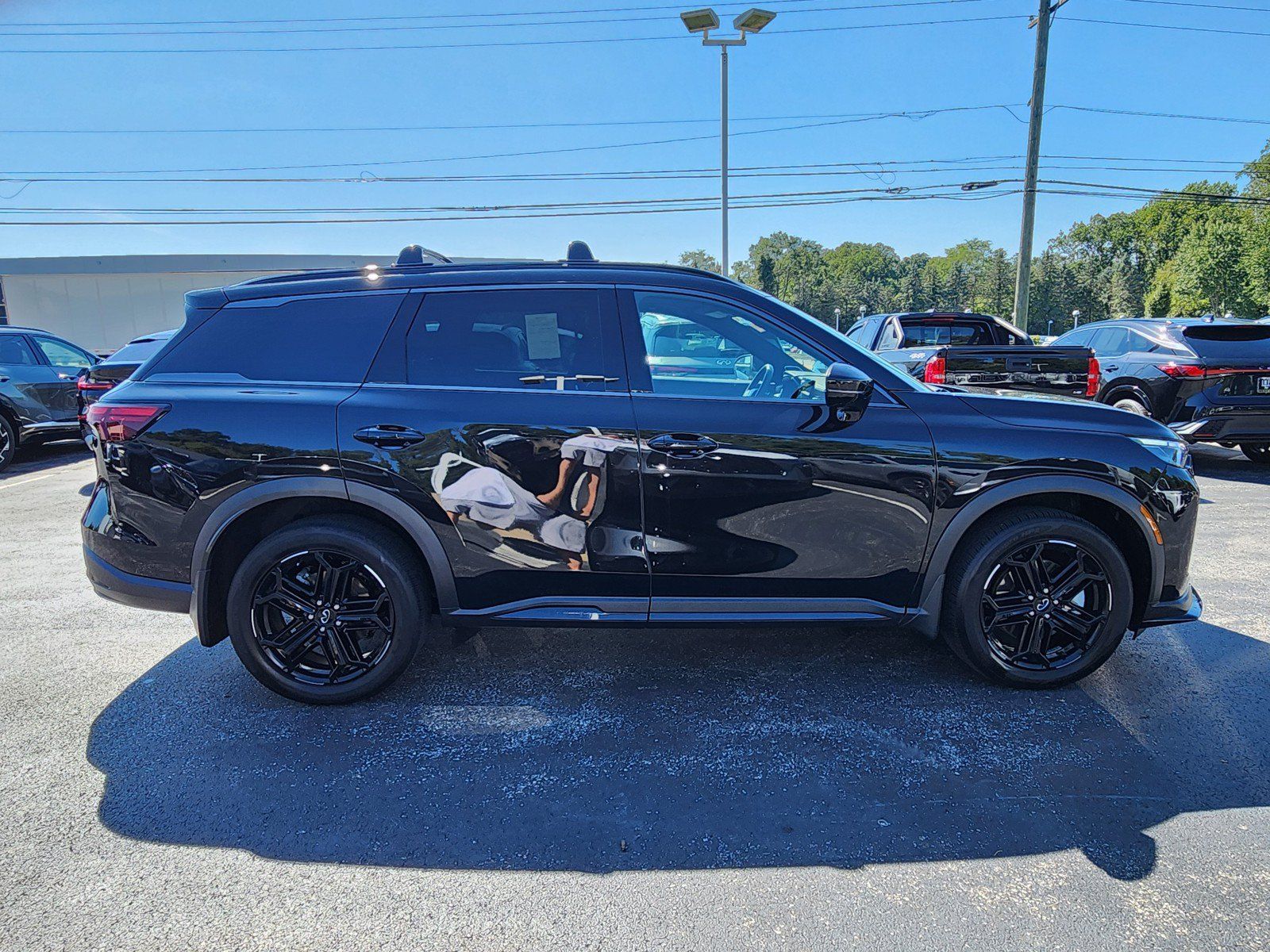 Certified 2026 INFINITI QX60 Sport AWD/4WD image 6