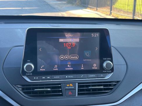 Used 2022 Nissan Altima 2.5 SV image 13