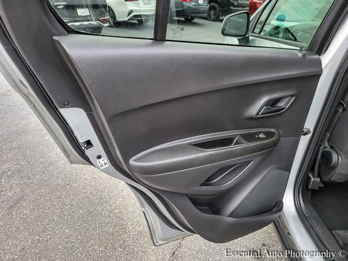 Used 2020 Chevrolet Trax LS w/ Tint and Cruise Package image 26