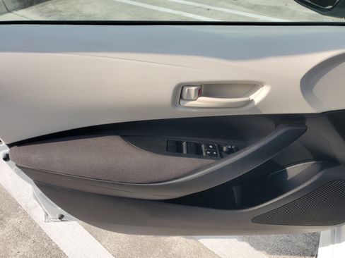 Certified 2023 Toyota Corolla LE image 19