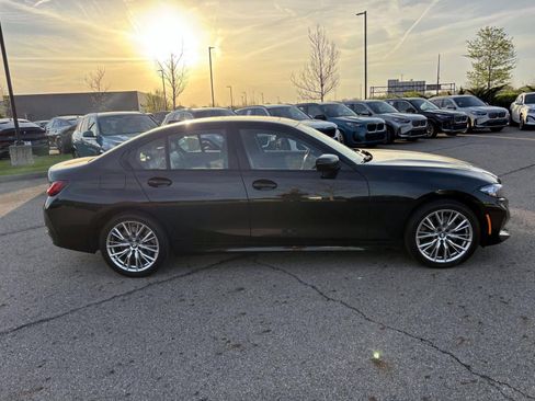 Used 2023 BMW 330i xDrive Sedan w/ Premium Package image 4