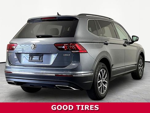 Used 2020 Volkswagen Tiguan SE w/ Panoramic Sunroof Package AWD/4WD image 6