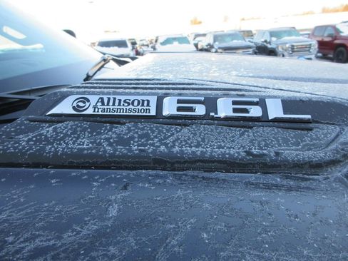 Certified 2024 Chevrolet Silverado 2500 Custom w/ Custom Convenience Package image 10