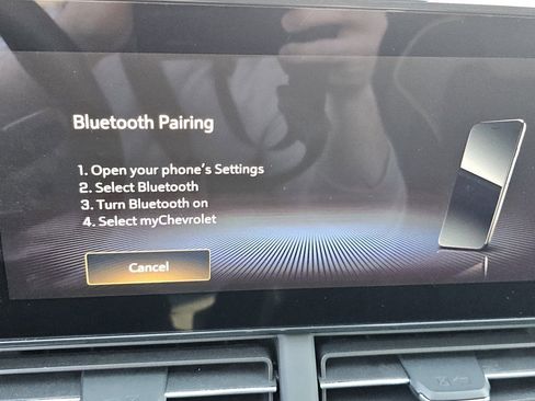 Used 2024 Chevrolet Trax ACTIV w/ Sunroof Package image 11