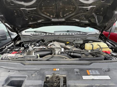 Used 2021 Ford F350 Platinum w/ FX4 Off-Road Package image 37