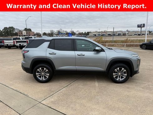 Used 2025 Chevrolet Equinox LT image 4