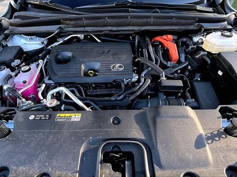 Used 2024 Lexus RX 450h AWD w/ Luxury Package image 31