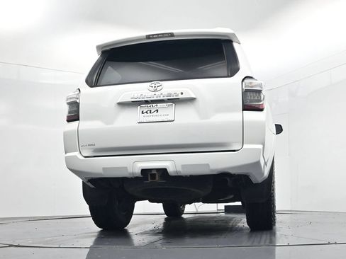 Used 2019 Toyota 4Runner SR5 Premium AWD/4WD image 46